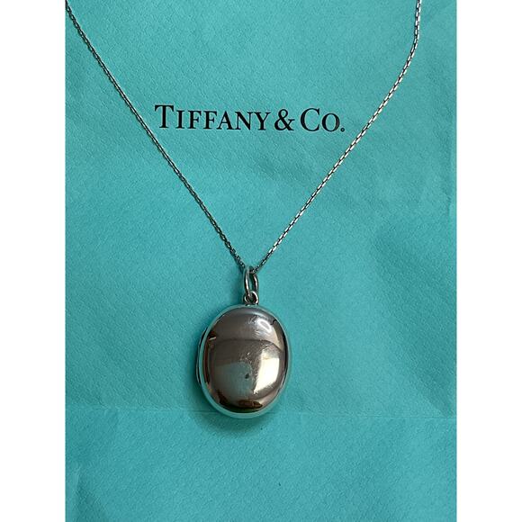 Authentic Tiffany & Co. Sterling Silver Open Oval Locket Pendant - Picture 1 of 4